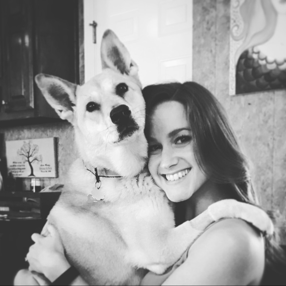 Meet your Posher, Melissa - Picture 6 of 6